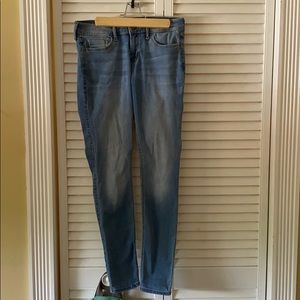 Hollister Low-Rise Super Skinny Jeans